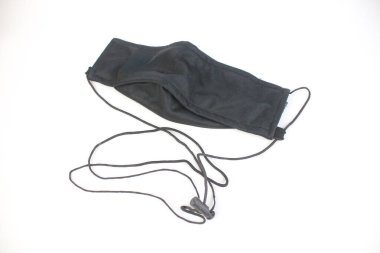 Beyaz arka planda kayış izole edilmiş Siyah Giysi Koruyucu Yüz