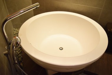 banyo küvete batj