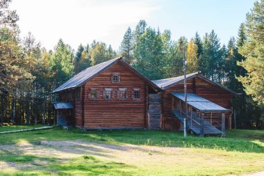 Rus mimarisi. Eski binalar