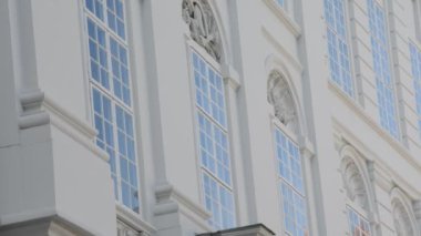 Viyana, Avusturya - 27 Ağustos 2015: Mimarlık, insan ve anıtlar şehir Viyana