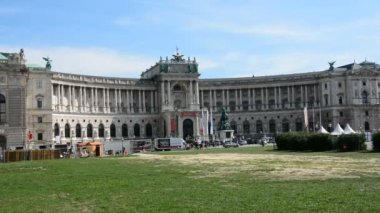 Viyana, Avusturya - 27 Ağustos 2015: Mimarlık, insan ve anıtlar şehir Viyana