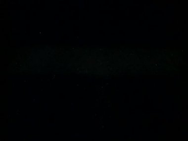 Paketinden hap aldı