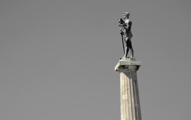 Belgrade, Sırbistan - 15 Ağustos 2016: Heykel, zafer Kalemegdan kale Belgrad