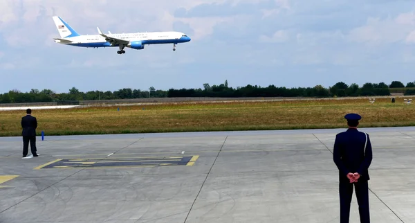 US Vice President Joseph 'Joe' Biden arrives in Belgrade, Serbia — Stock Photo, Image