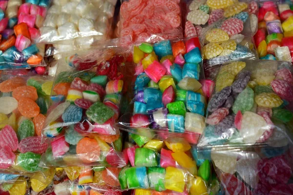 Surtido Caramelos Colores Mesa Tienda Dulces — Foto de Stock