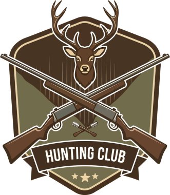 Geyik boynuzlu bir geyik kafası, çapraz tüfekler, temizlik çubukları ve üzerinde 