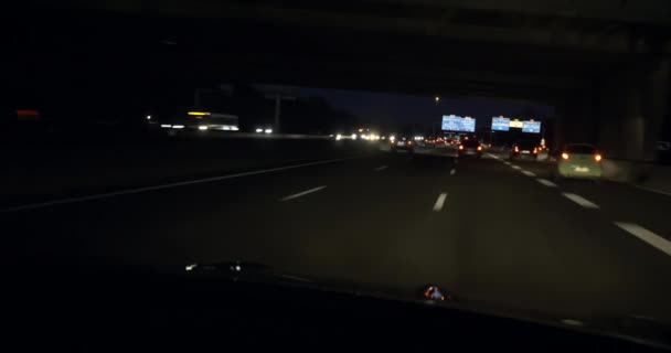 Pov Windshield View Conducción Coches Rápido Carretera Por Noche Francia — Vídeo de stock