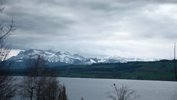 Cenário Alpes Suíços Montanhas Paisagem Aldeia Perto Lake Monte Pilatus — Vídeo de Stock