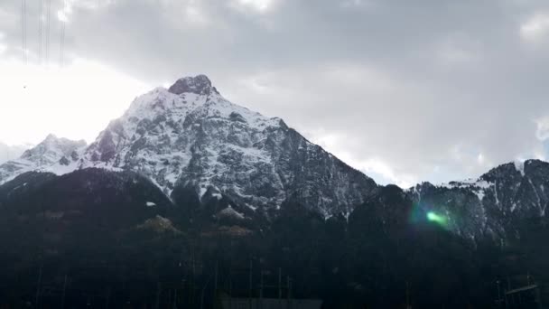Pittoresche Cime Delle Montagne Coperte Neve Picchi Innevati Panoramici Alpi — Video Stock