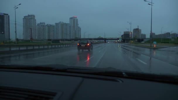 Kyjev Ukrajina Květen 2021 Cestování Autem Během Vlhkého Deštivého Počasí — Stock video