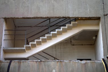 hiçbir yerde merdiven