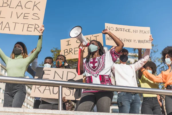 Crowd Multiracial Protesters Placards Megaphone Standing Street Black Lives Matter — Foto de Stock
