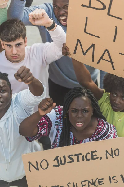 Crowd Multiracial People Posters Screaming Black Lives Matter Demonstration City — 스톡 사진