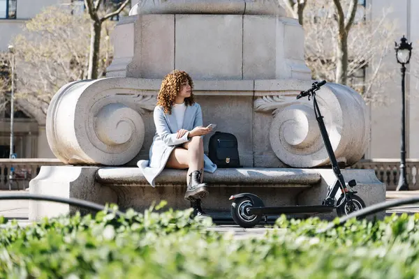 Full Body Young African American Female Blue Coat Browsing Mobile — Stockfoto