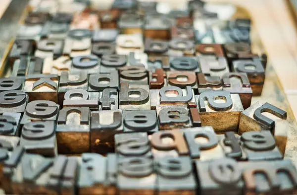 Ensemble Lettres Chiffres Presse Lettres Minables Métal Placés Dans Une — Photo