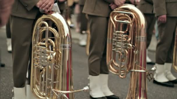 Militaire band tijdens ceremonie — Stockvideo