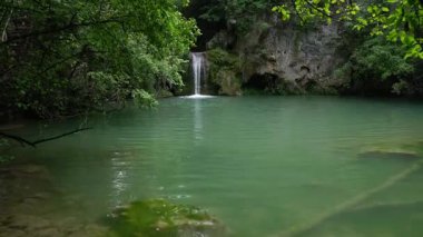 Hotnitsa Şelaleleri, Bulgaristan baharda