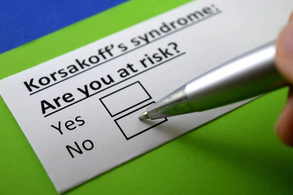 Dedo Está Respondiendo Pregunta Sobre Síndrome Korsakoff — Foto de Stock