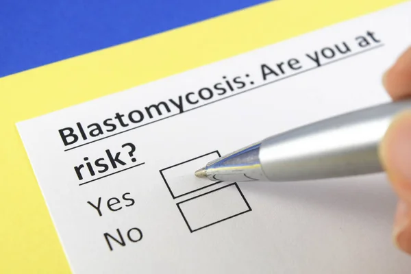 One Person Answering Question Blastomycosis — Stock Photo, Image