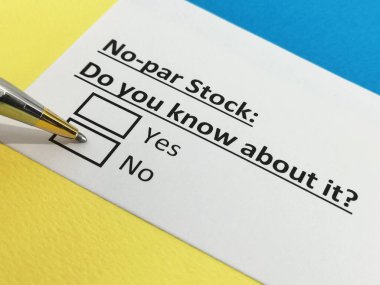 Bir kişi hisse senedi yok diye bir soruya cevap veriyor..