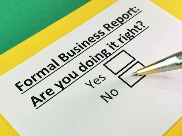 One Person Answering Question Formal Business Report — Stock Photo, Image