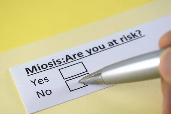 One Person Answering Question Miosis — Stock Photo, Image