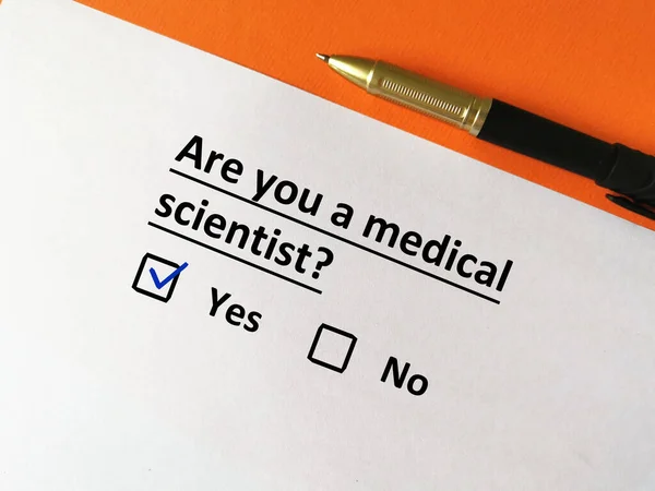 Une Personne Répond Question Sur Médecin Spécialiste Est Scientifique Médical — Photo