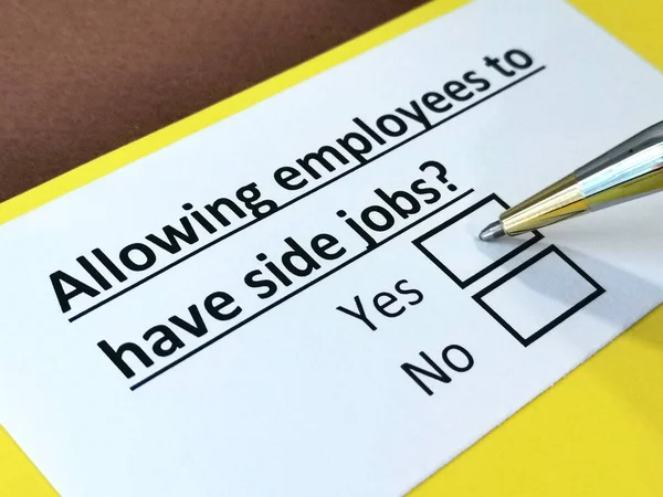 One Person Answering Question Allowing Employees Have Side Jobs — Stock Photo, Image