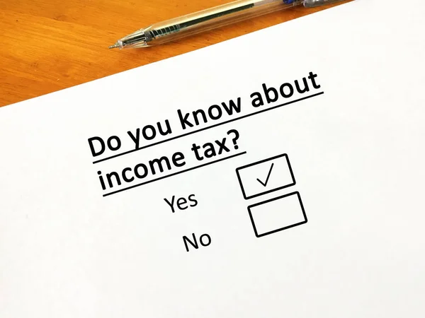 One Person Answering Question Taxation Knows Income Tax — Zdjęcie stockowe