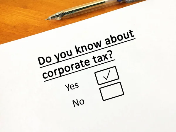 One Person Answering Question Taxation Knows Corporate Tax — Stock fotografie