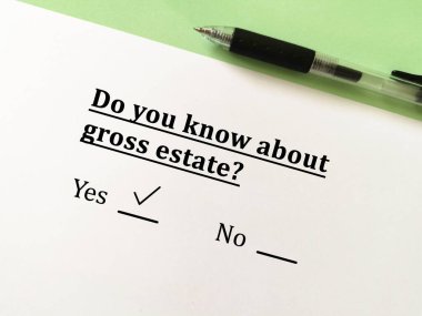 Bir kişi son vasiyetnameyle ilgili soruya cevap veriyor. Gayrimenkulden haberi var..