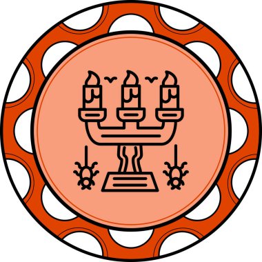 Üç mum ve böcekli mum tutacağı.