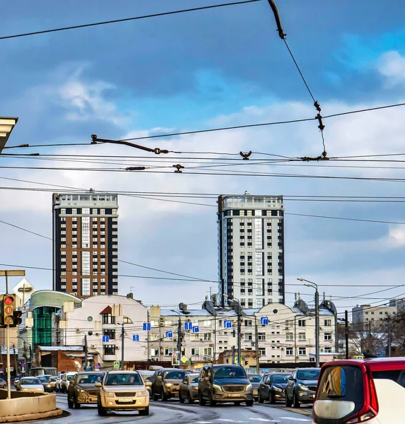 Vue Dans Centre Ville Chelyabinsk Près Opéra Soirée Printemps — Photo