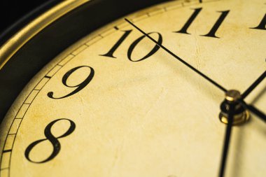 Saat: Zaman Sinek Geri Sayımı