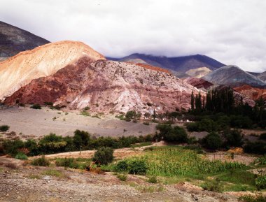 Tepe, yedi renk (cerro de los siete colores) Purmamarca, UNESCO dünya mirası quebrada de humahuaca Jujuy Argentina, jujujuy,