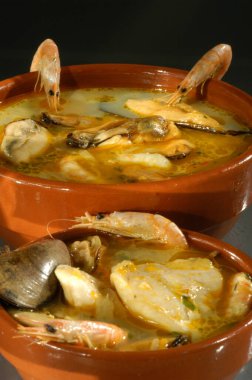 Geleneksel, Şili, balık çorbası, karides, midye, deniz ürünleri çorbası, deniz ürünleri, baharat, balık çorbası, karides, Şili yemeği, soğan, sıcak,