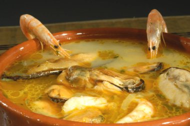 Geleneksel, Şili, balık çorbası, karides, midye, deniz ürünleri çorbası, deniz ürünleri, baharat, balık çorbası, karides, Şili yemeği, soğan, sıcak,