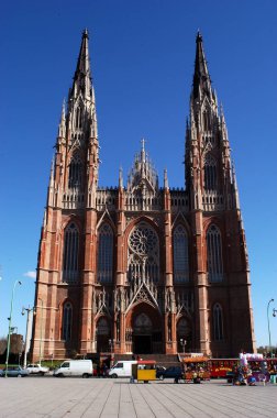 La Plata Katedrali ve Plaza Moreno - La Plata, Buenos Aires Province, Arjantin