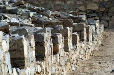 Caral antik arkeolojik alanı, Supe, Barranca Eyaleti, Peru yakınlarında. Caral, UNESCO 'nun dünya mirası ve Amerika' nın en eski şehri olarak kabul ediliyor..