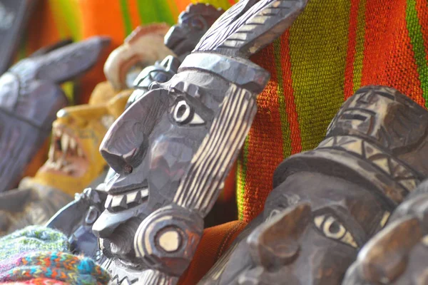 Maya, ahşap, el yapımı, maskeler, geleneksel, Meksika, pazar, sanat, renk, renkli, sanatsal arka plan, şehir, tasarım, insanlar, resim, genç, şeytan