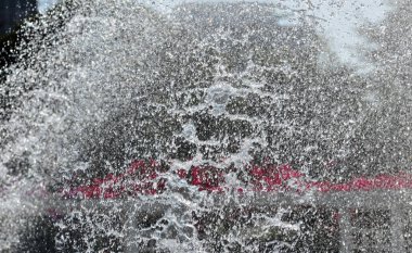 Sihirli Su Pisti - Lima, Peru 'da bir dizi farklı çeşme olan park - çeşme suyu sıçraması. Jet, su sıçraması.