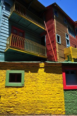 Tipik evleri, Buenos Aires 'te turistik yerleri olan Caminito şehri, Arjantin