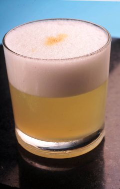 Limonlu piskodan yapılan limonlu alkollü içeceklerden.