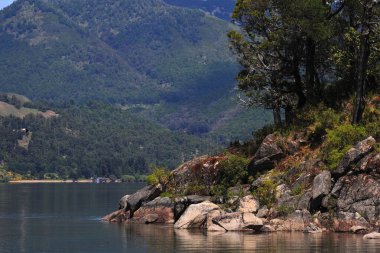 Lakar, Lake, San Martin de los Andes, Neuquen, Argentina, doğa, manzara, su, panorama, mavi, gökyüzü, dağ, orman, ağaç, manzara, açık hava, seyahat, park, ağaçlar, yeşil manzara, panoramik, manzara, açık hava, yansıma, yaz, adge, güzel