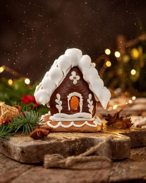 Gingerbread House Rustic Table Christmas Decoration — Stock Photo, Image