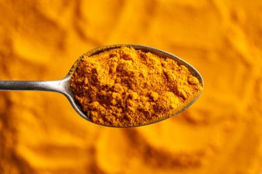 Zemin zerdeçal kökü, üst görünüm