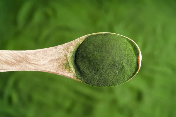 Groene Chlorella Algenpoeder Een Lepel Bovenaanzicht — Stockfoto