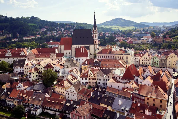 Cesky Krumlov Czech Republic Eylül 2021 Arkasında Tepeler Olan Kasabanın — Stok fotoğraf