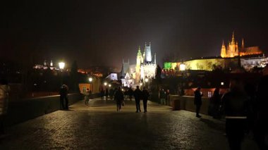 Charles Köprüsü ve Prag Şatosu sadece 16 Şubat 2024 'te