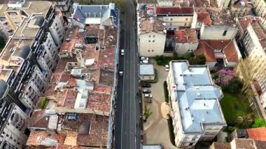 Bordeaux Gotik katedrali ve tarihi şehrin insansız hava aracı görüntüsü